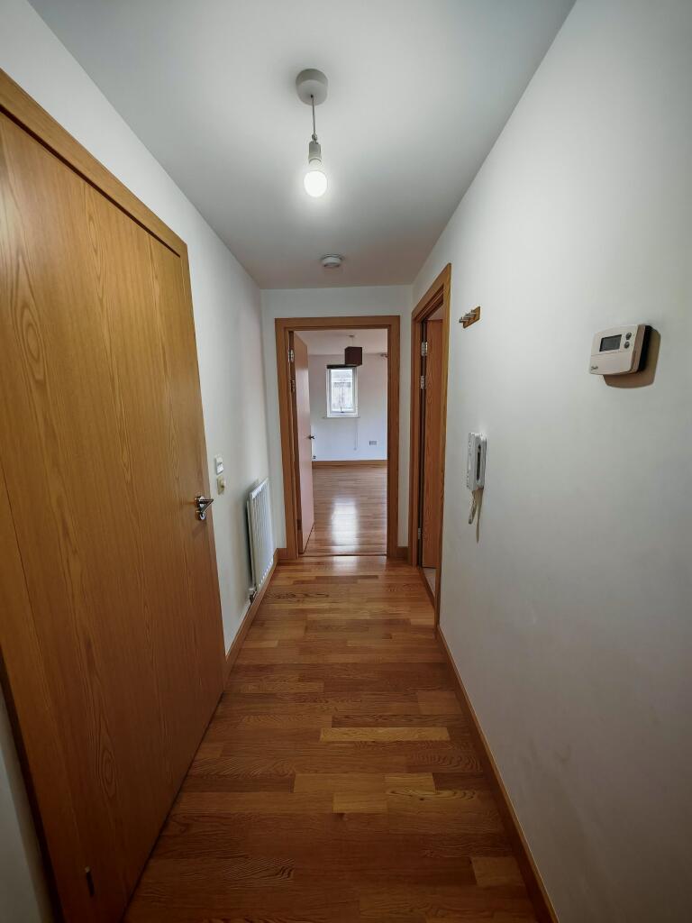 Apartment in Cambridge - View 3