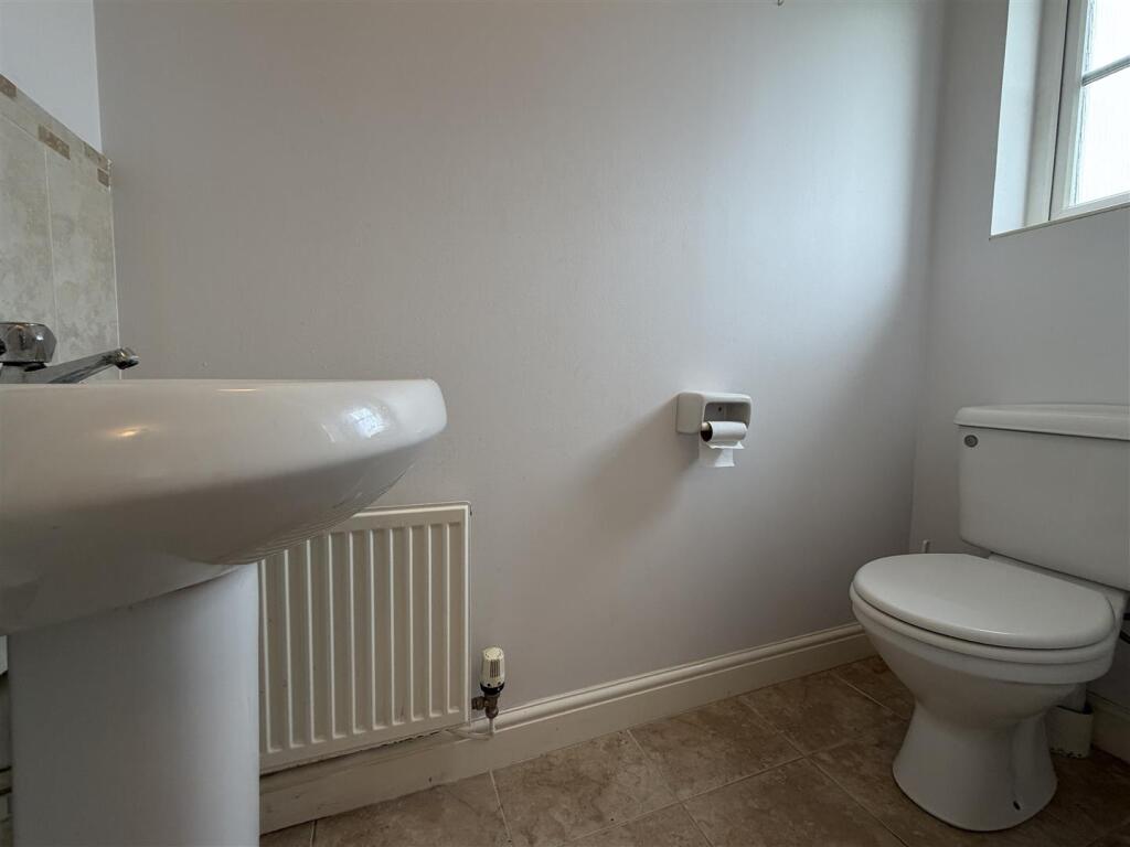 House in Nottingham - View 5