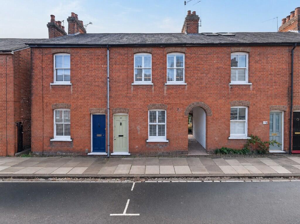 Main image of property: Beautifully designed Victorian cottage, 21 Pageant Road, St. Albans, Hertfordshire, AL1