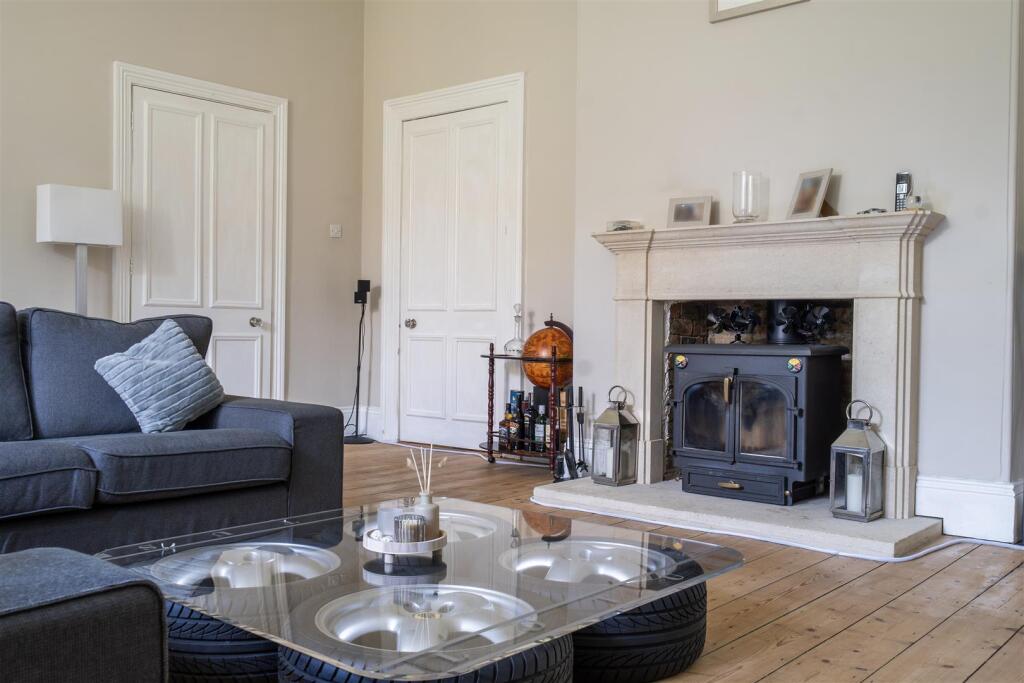 House in Chippenham, Wiltshire - More