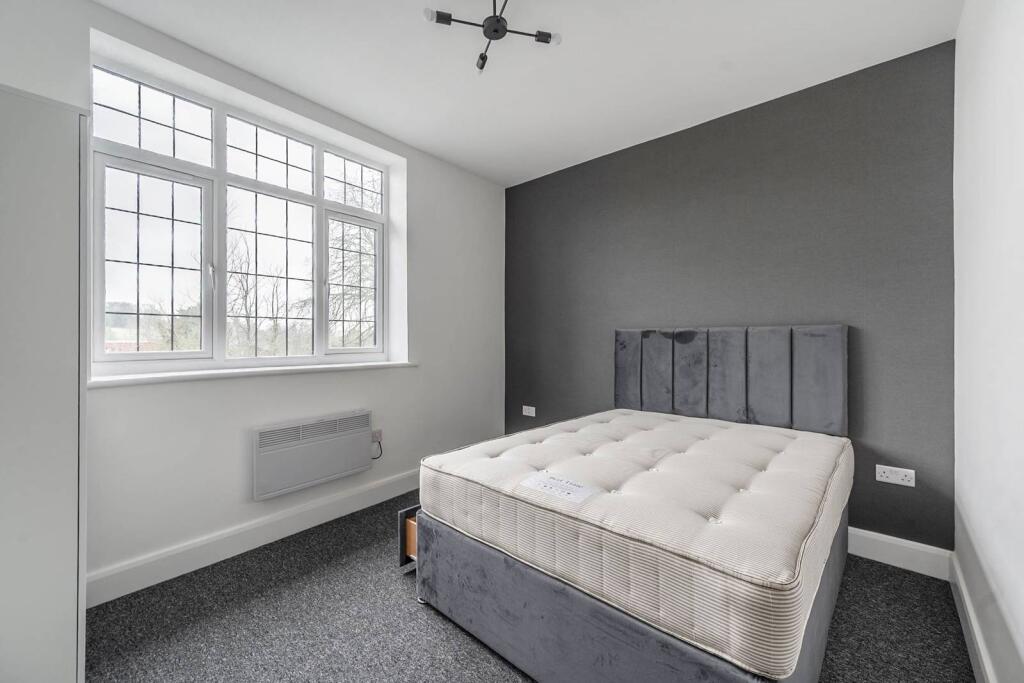 Main image of property: High Street, Bushey, WD23