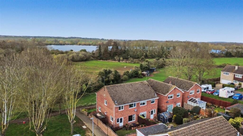 Main image of property: NN14, Navisford Close, Thrapston