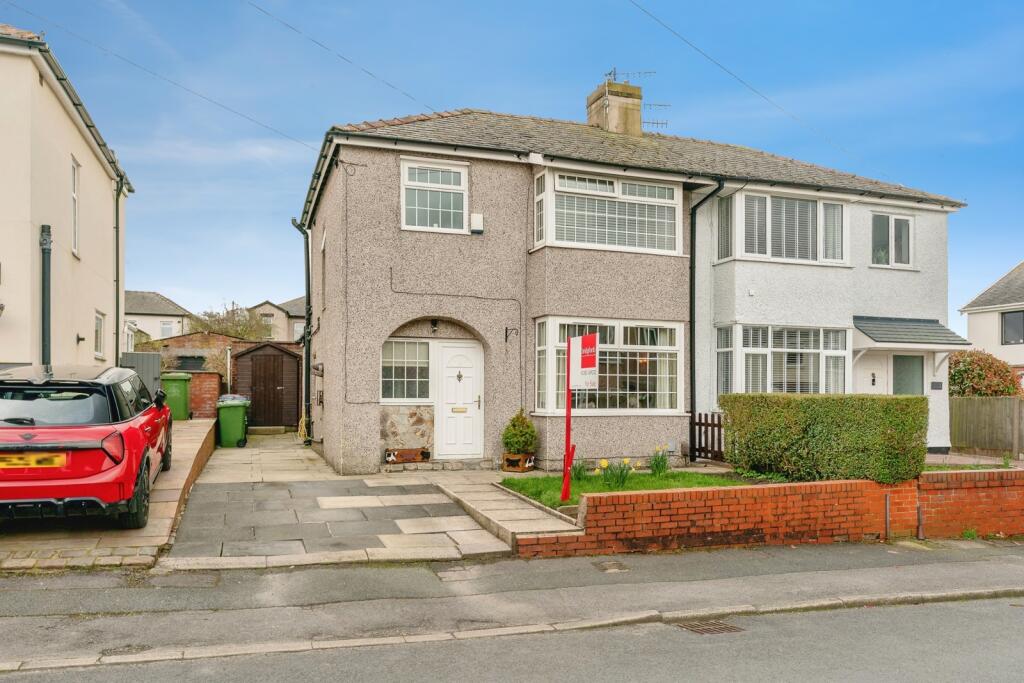 Main image of property: Thornton Road, Burnley, Lancashire, BB10