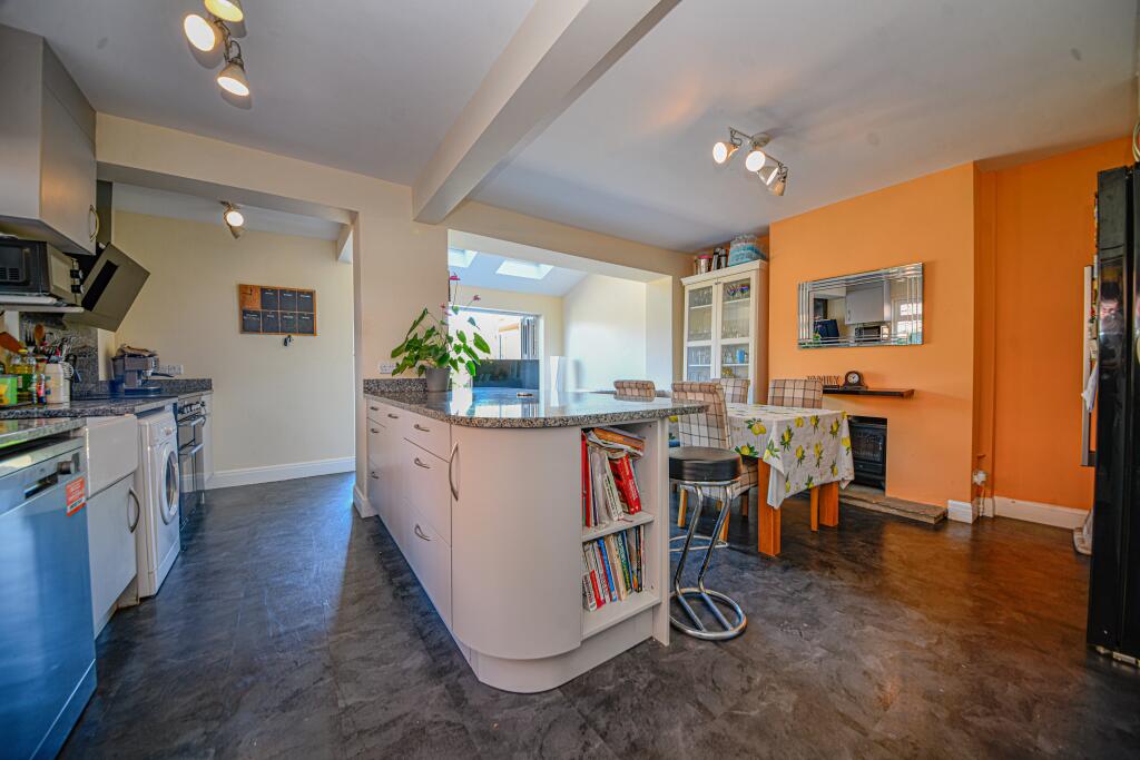 House in Southampton - View 4