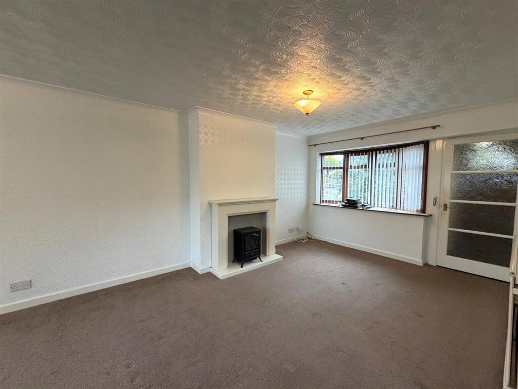 House in Westhoughton, Wingates - View 4
