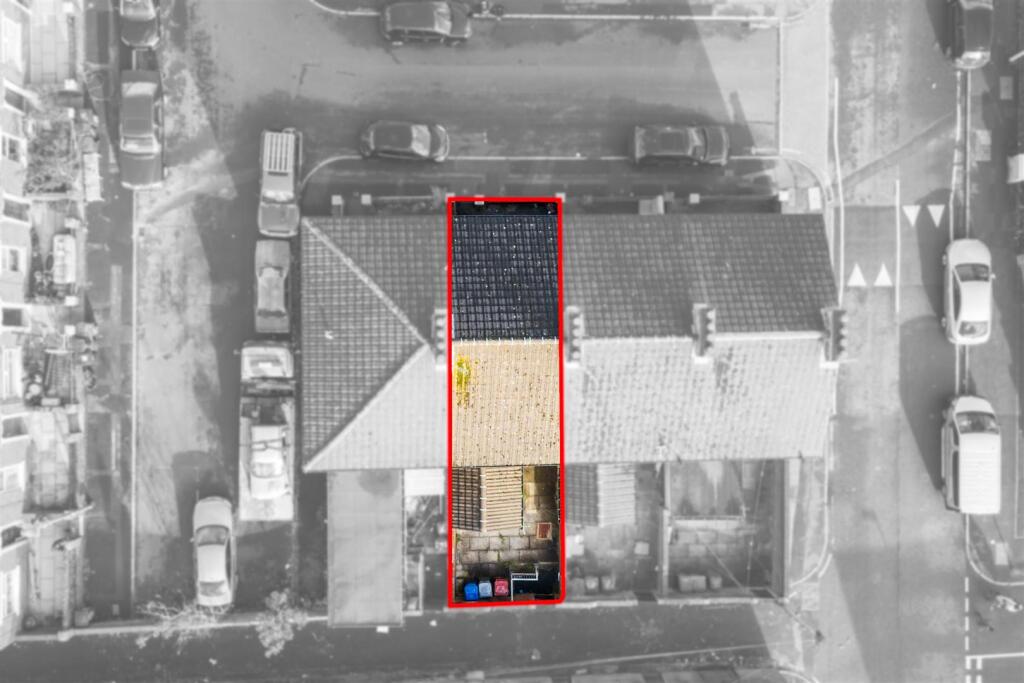 House in Blackburn - View 4