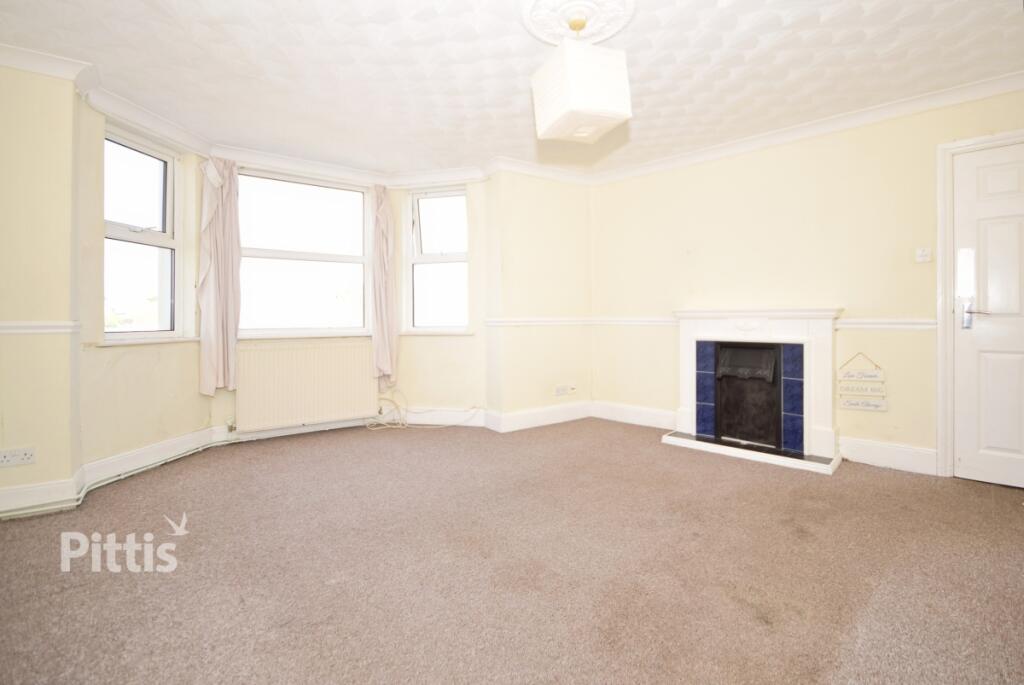 Apartment in Portsmouth - View 3