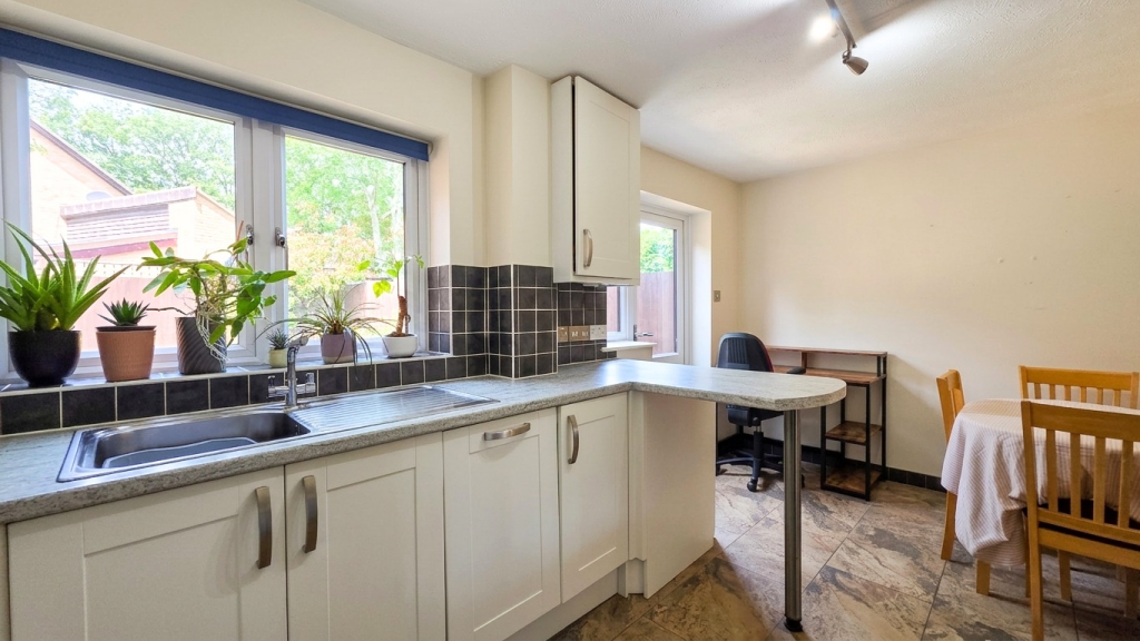 Vermont Woods, Finchampstead, Wokingham, Berkshire, RG40 - View 3