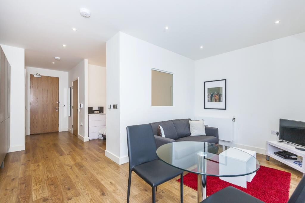 Apartment in London - View 4