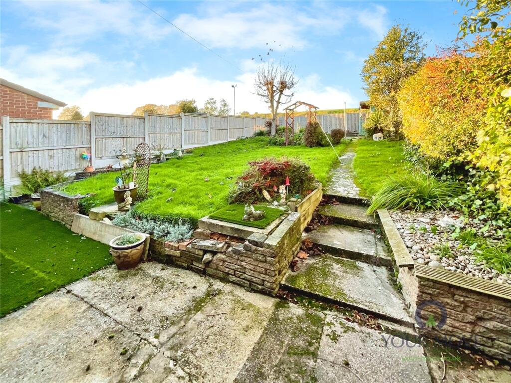 House in Bromsgrove - More