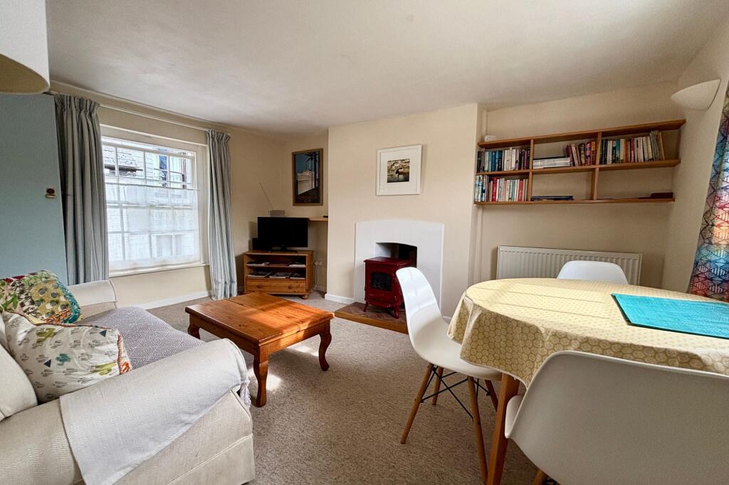 Apartment in Penryn, Bissom - More