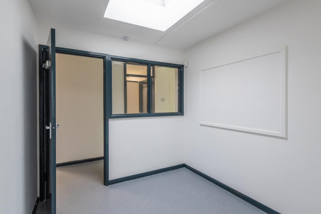 Unit 19 Llandough Industrial Estate, Cardiff WEB-15.jpg