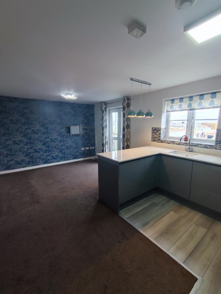 Apartment in Dorchester - More