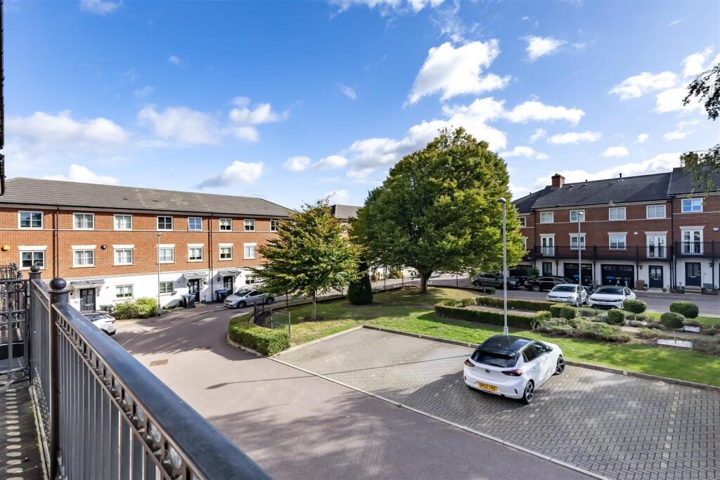 Mowbray Close, Epping photo 2