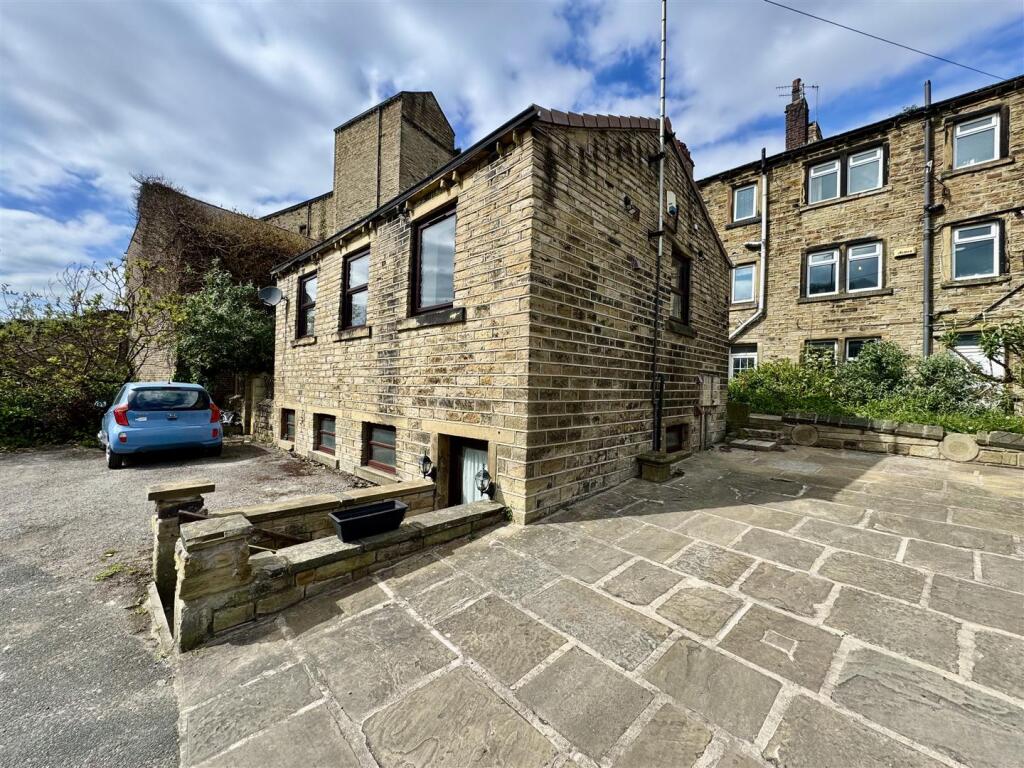 Main image of property: "Half Under" Tolsons Yard, Moldgreen, Huddersfield, HD5 8HG