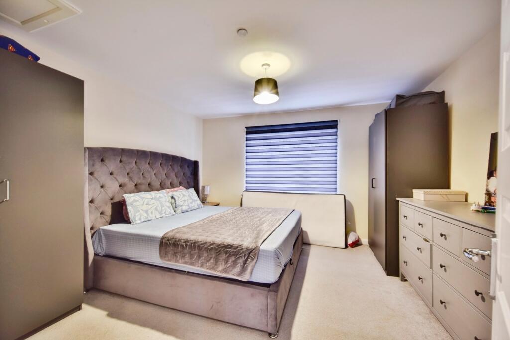 House in Tonbridge - View 4