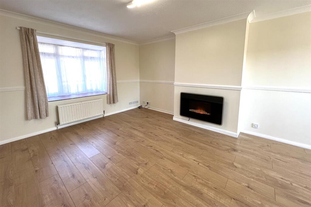 House in Taunton - View 3