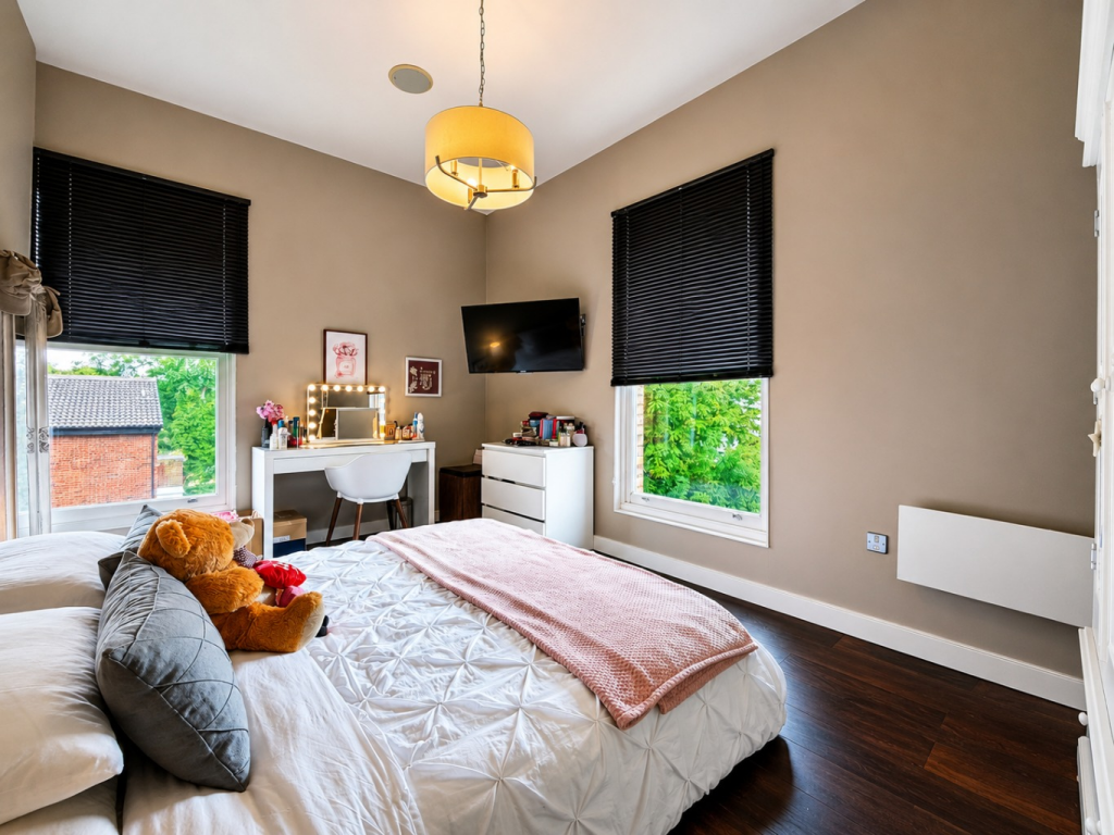 Apartment in Sefton, Liverpool City Region - More