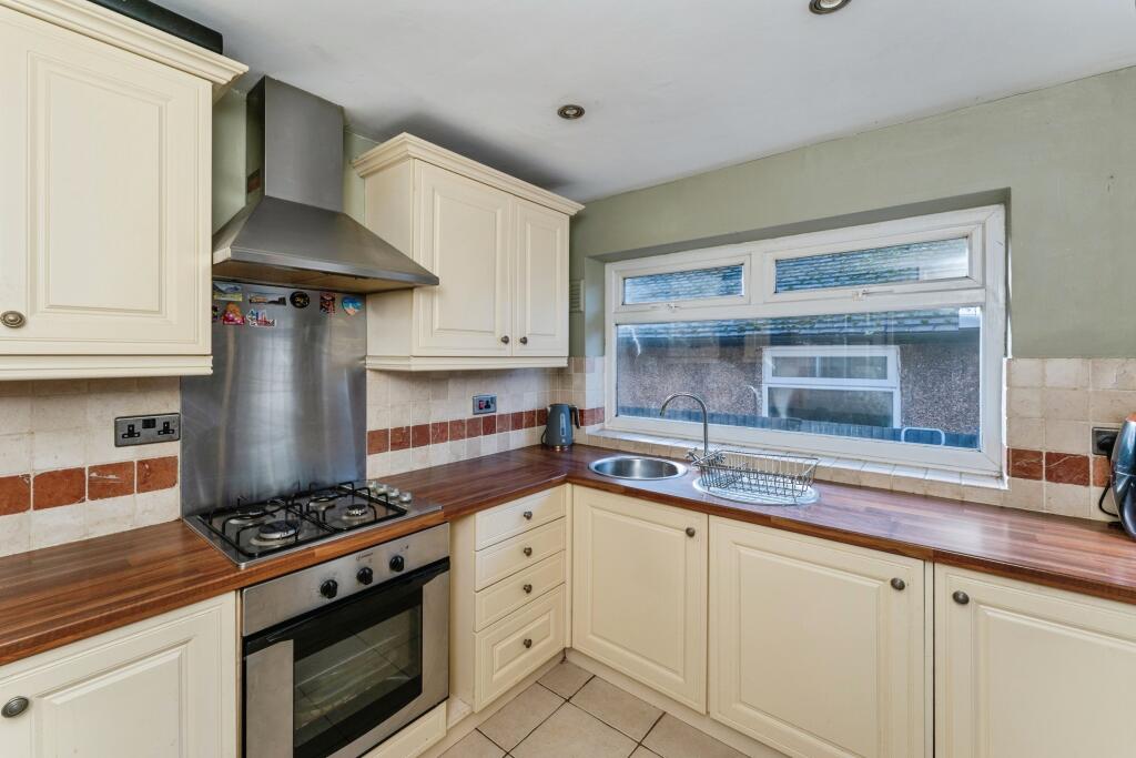 Epworth Road, Rhyl, LL18 photo 3