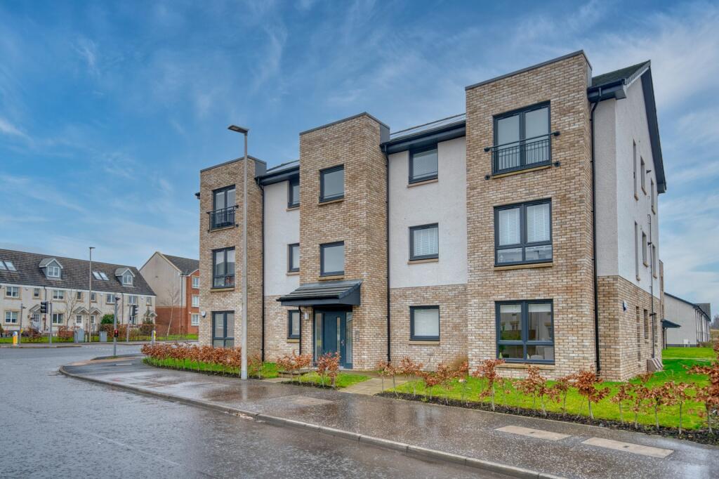 Main image of property: Glenluce Drive , Flat 2/2, Bishopton, Renfrewshire, PA7 5LW