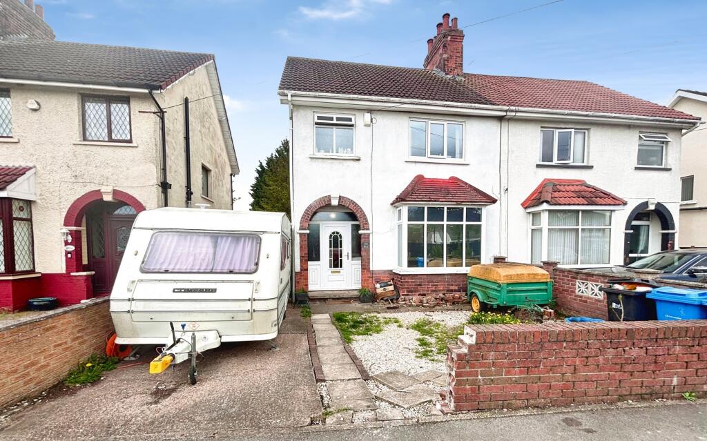 Main image of property: Anlaby Park Road South, Hull, HU4