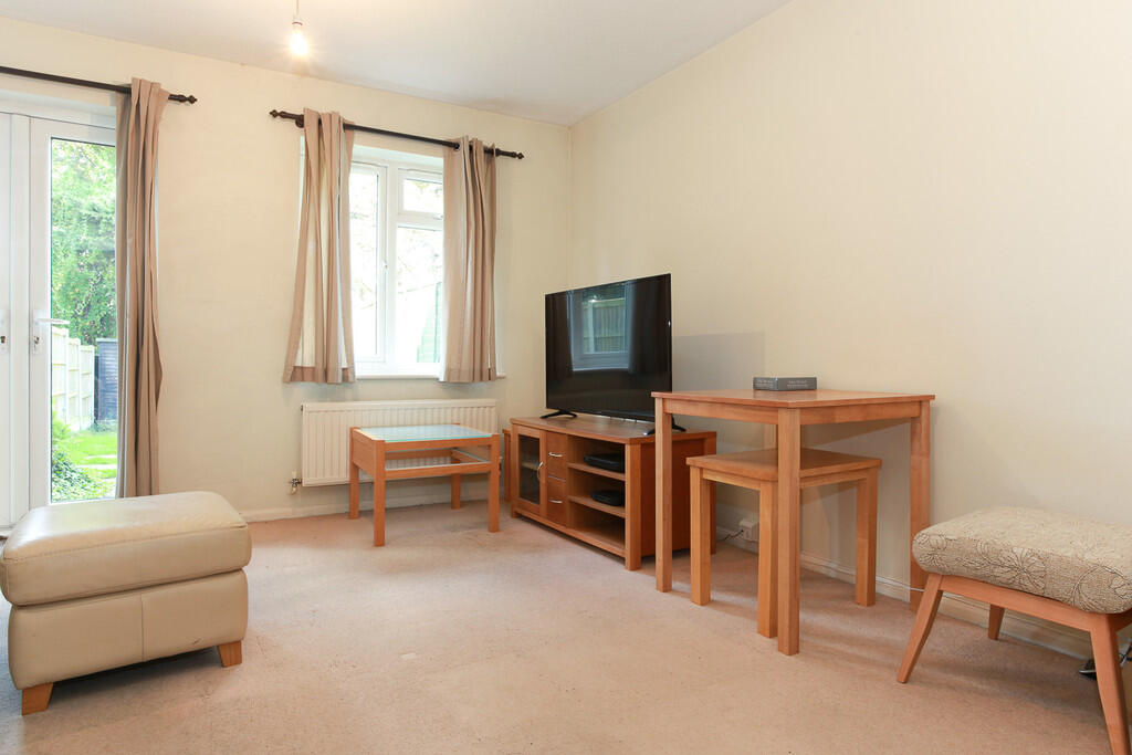 The Pines, Laindon photo 3