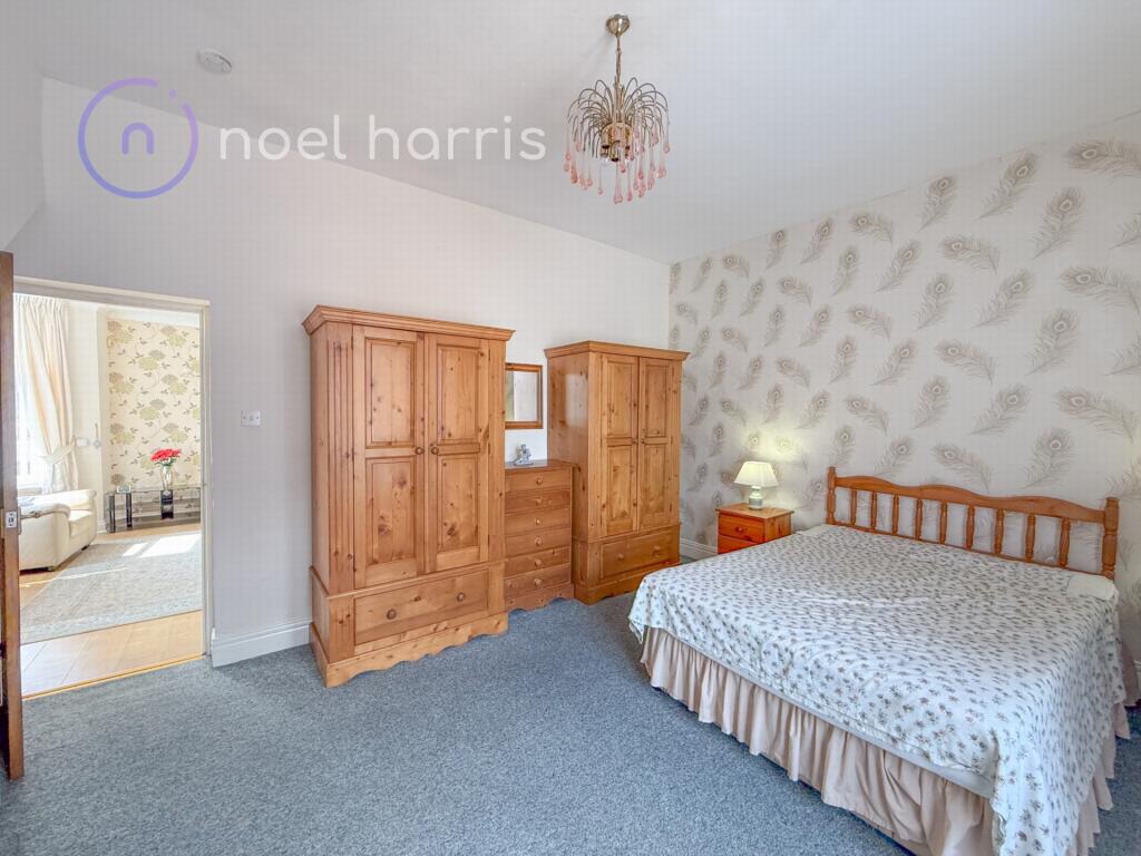 Apartment in Newcastle upon Tyne - View 4