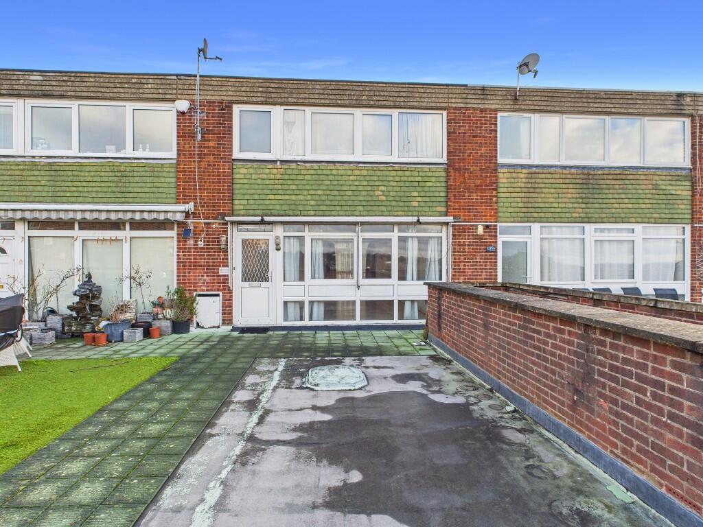 Main image of property: High Road, London, N20