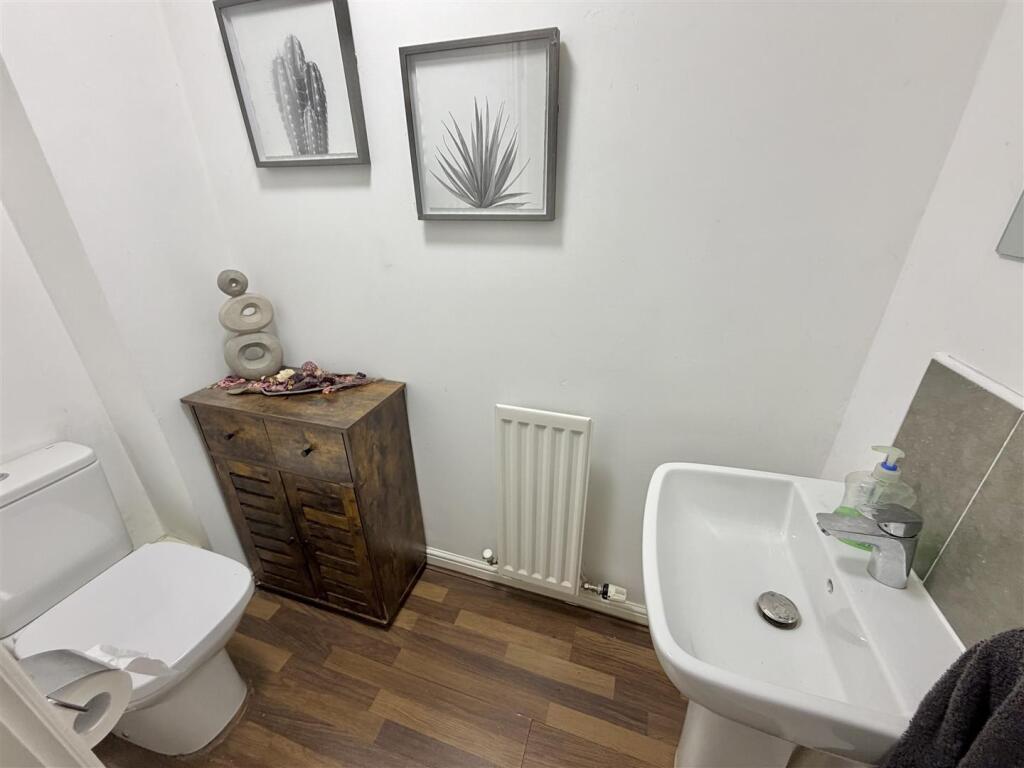 House in Trafford, Greater Manchester - View 5