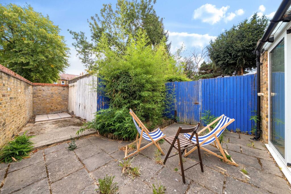 Apartment in London - View 4