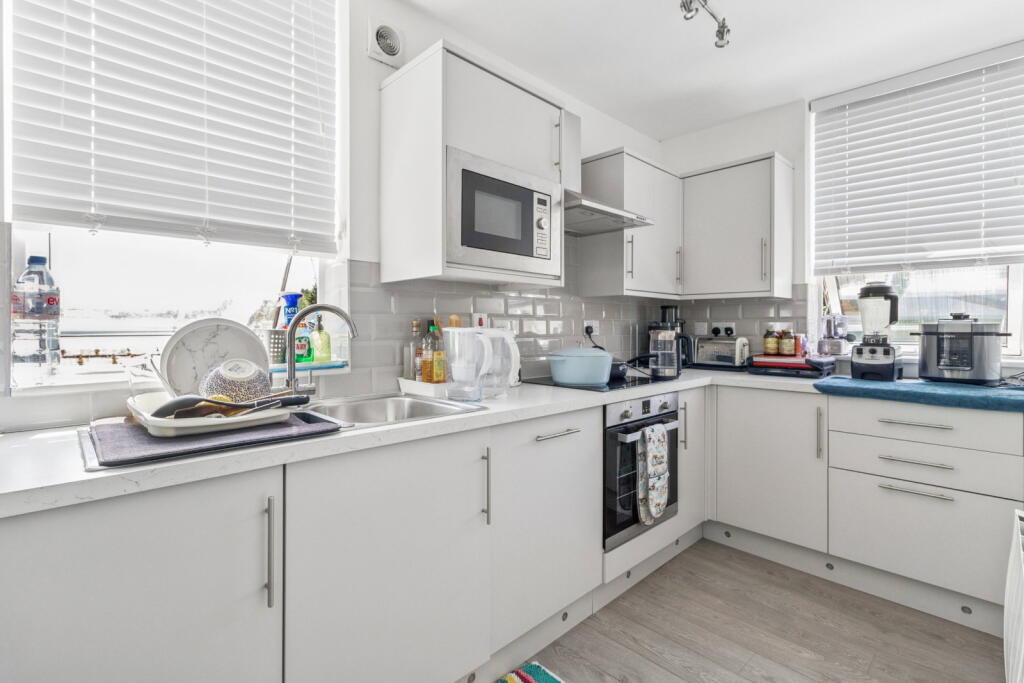 Apartment in Rickmansworth, Chorleywood - View 5