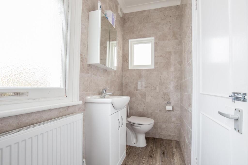 1 bedroom house share for rent