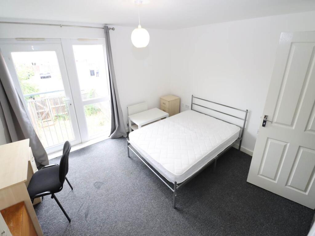 Additional image 4 of Aviation Avenue, Hatfield, Hertfordshire