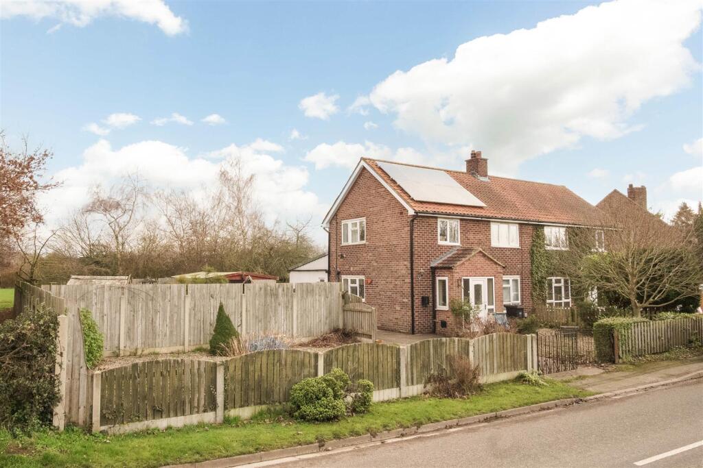 Main image of property: Aire View, Chapel Haddlesey, Selby