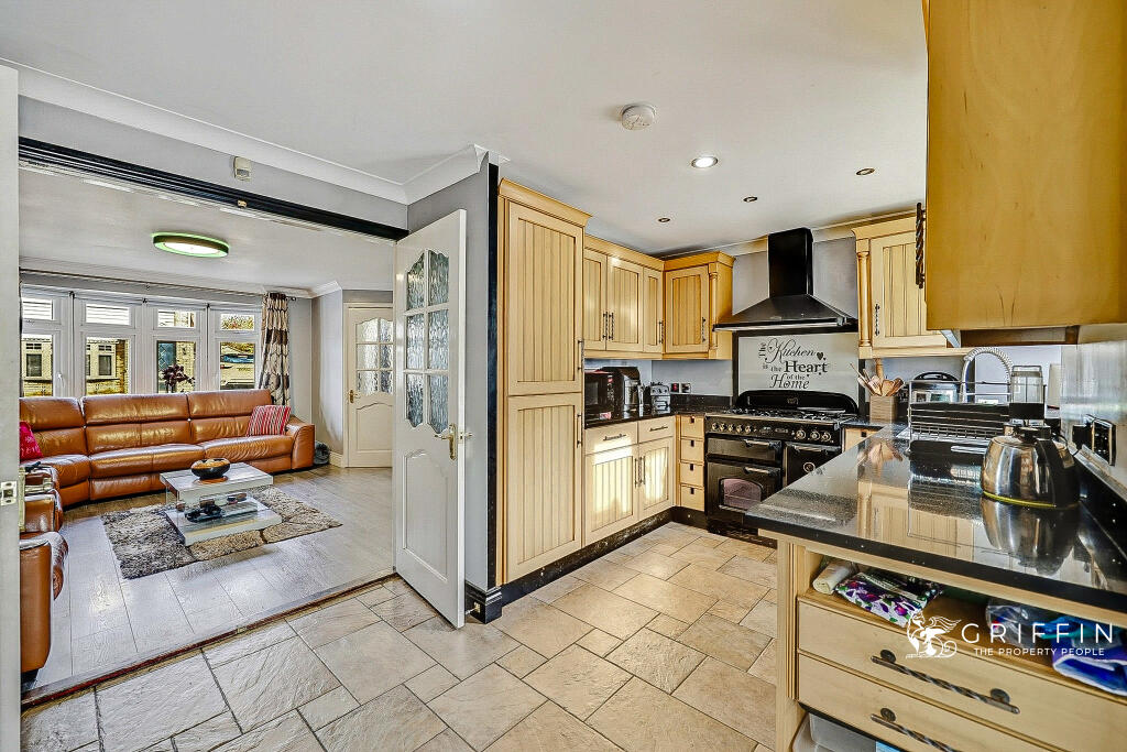 House in Romford - View 3