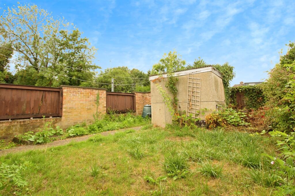 Granhams Close, Great Shelford, Cambridge photo 4