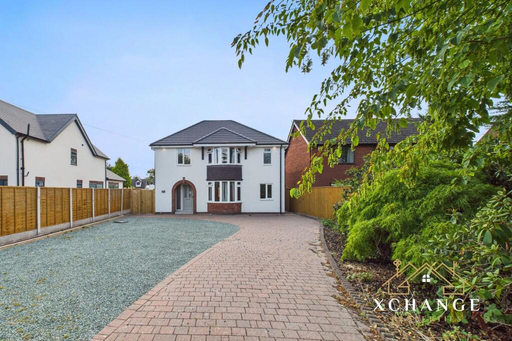 Main image of property: The Long Shoot, Nuneaton, CV116JH