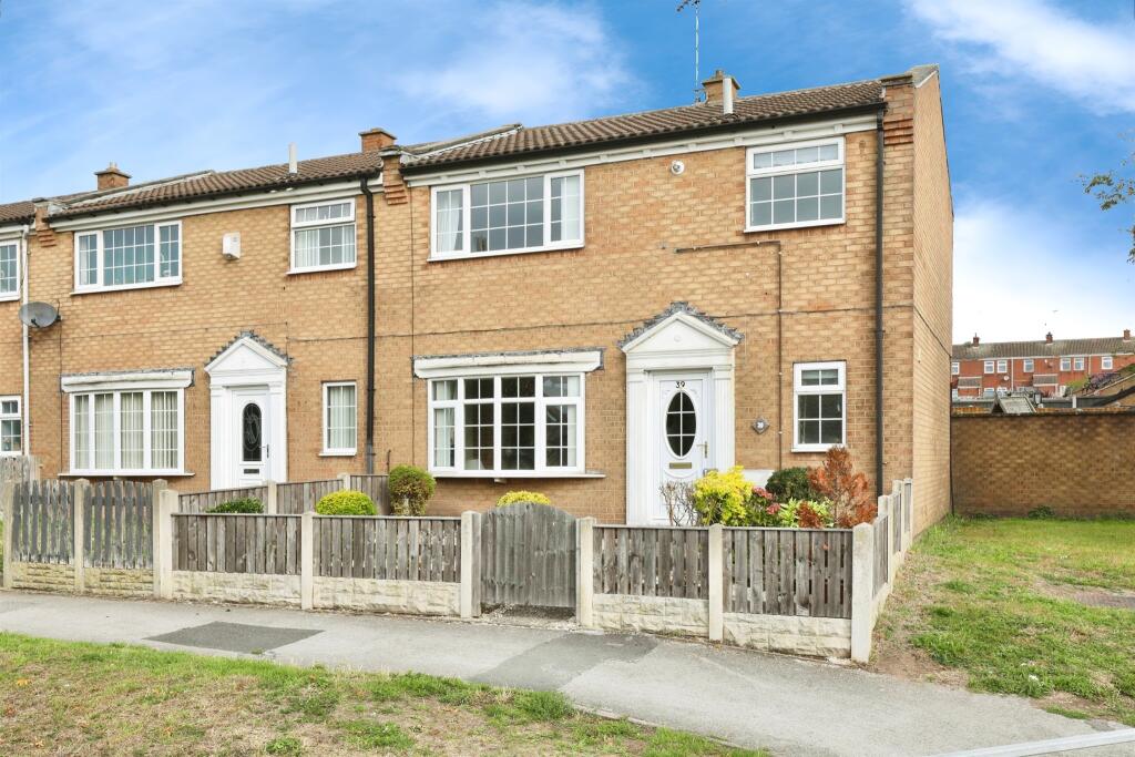 3-bed terraced on St. Davids Close, Worksop, £150,000