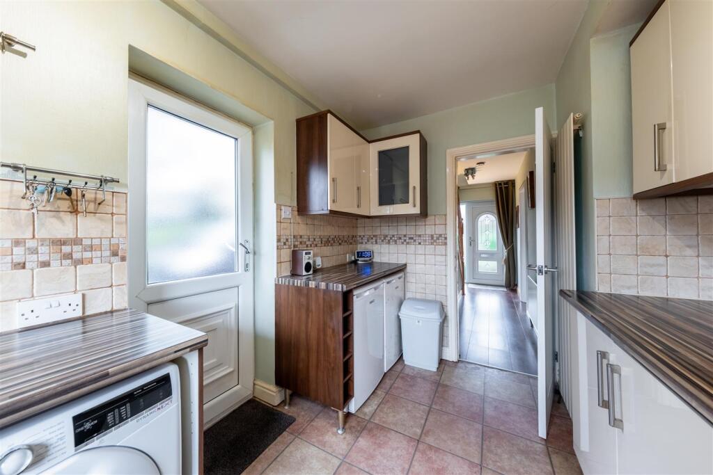 Swanlow Lane, Winsford photo 4