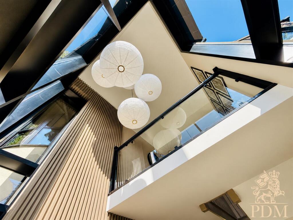 House in Nottingham - View 2