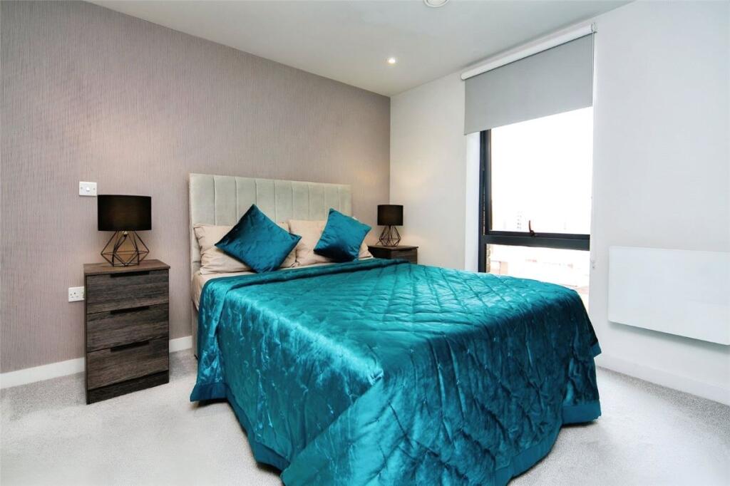 Apartment 602 The Summit, 12 Parliament Street, Liverpool, Merseyside, L8 5QX photo 5