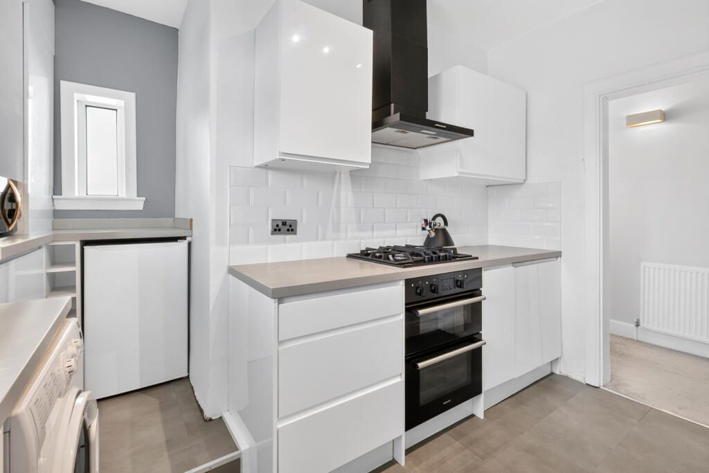 Apartment in Glasgow - More