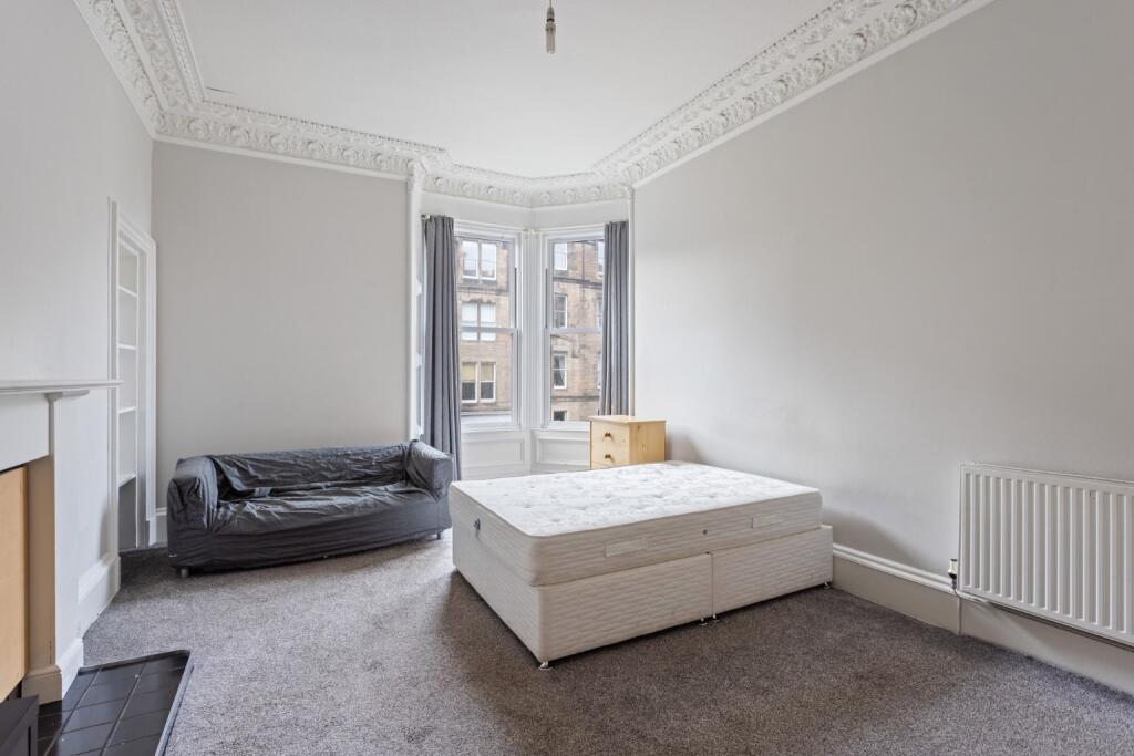 5 bedroom flat for rent