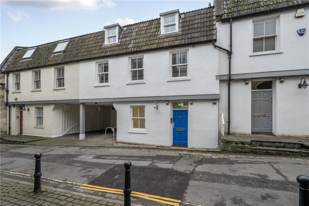 Main image of property: Palace Yard Mews, Bath, BA1