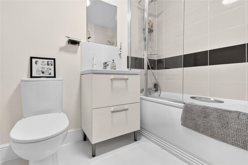 Apartment in Reading - More