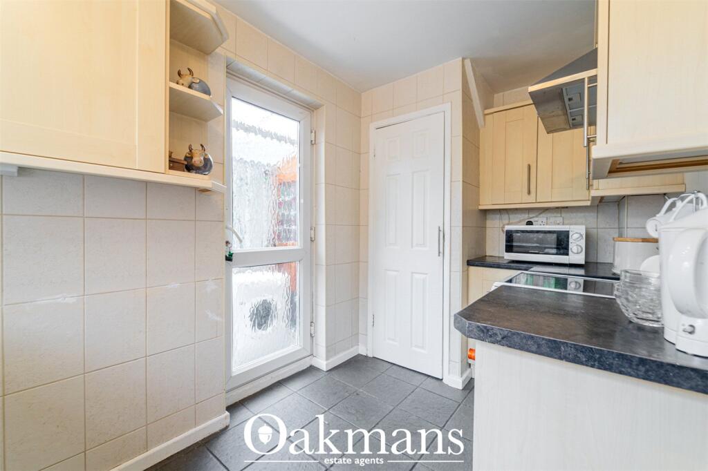 House in Worcester - View 5