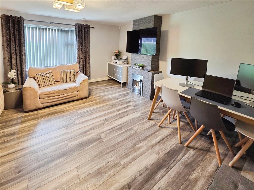 Main image of property: Leiston Gardens, Nottingham, NG5 9DZ