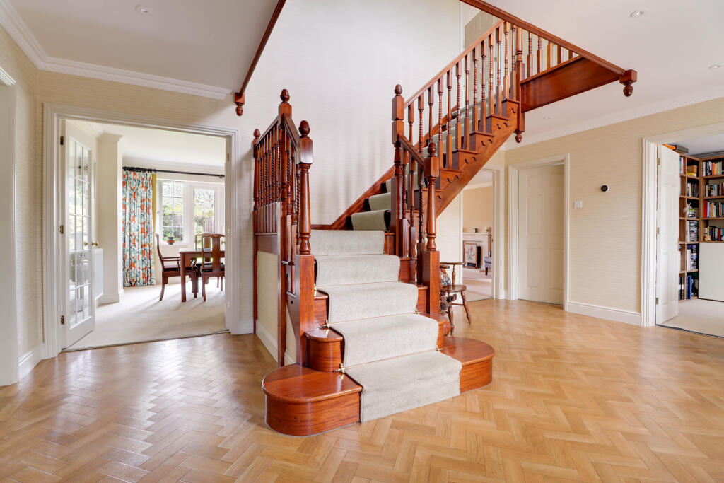 Additional image 14 of Kensington Close, St Albans, AL1