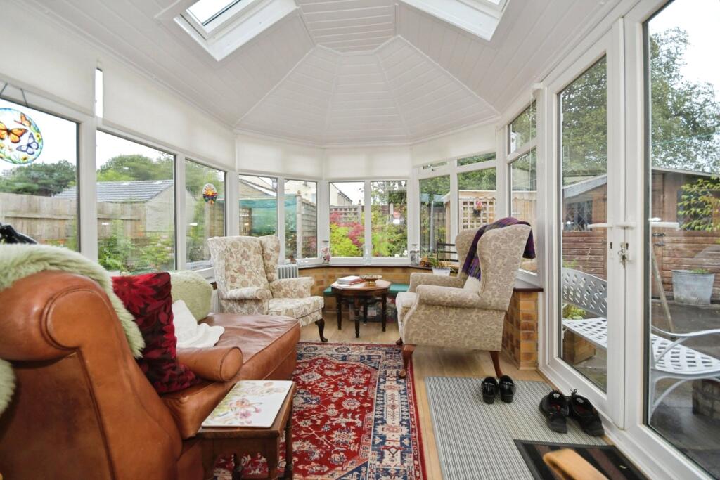 House in High Peak, Chapel-en-le-Frith - View 4