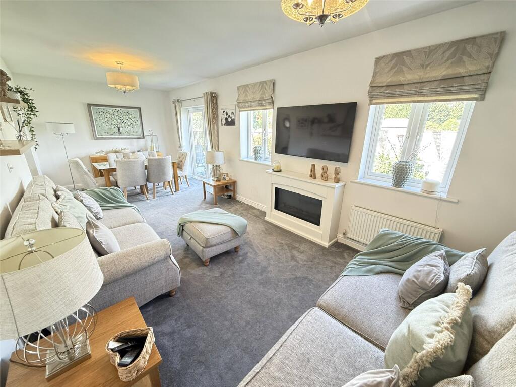 Austen Close, Par, PL24 photo 4